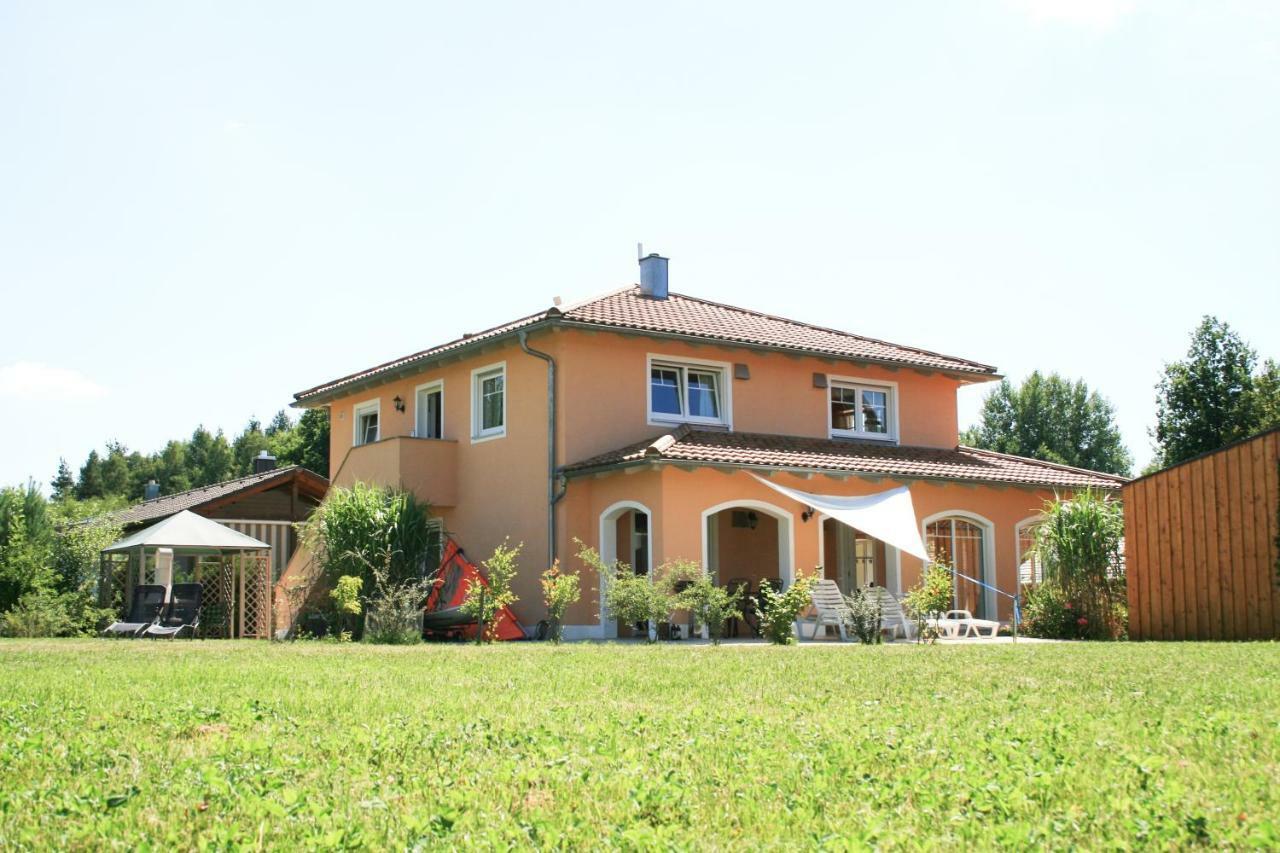 Ferienvilla Am Brueckelsee Wackersdorf Exterior photo